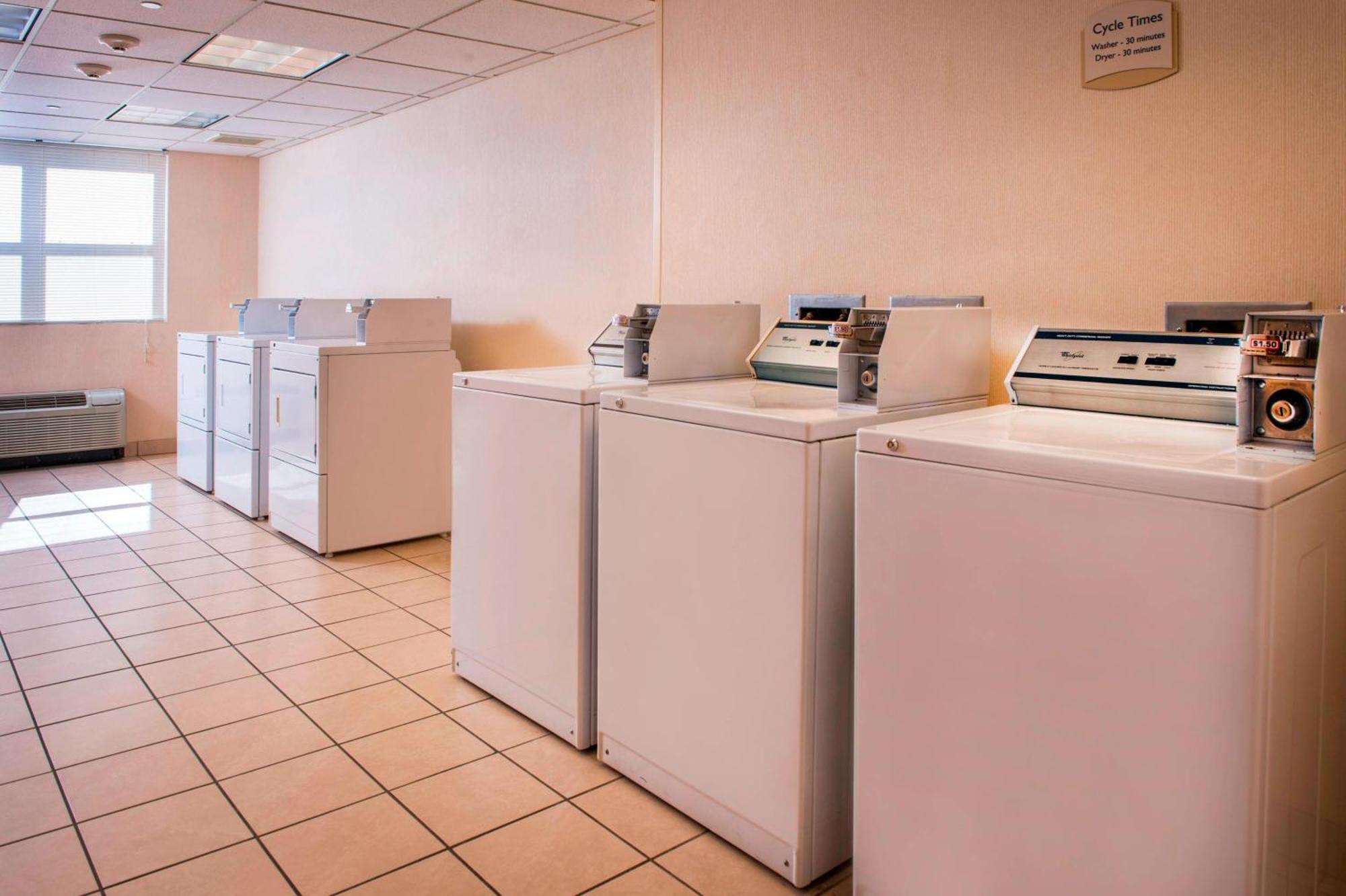 Fairfield Inn & Suites By Marriott Williamsburg Facilidades foto