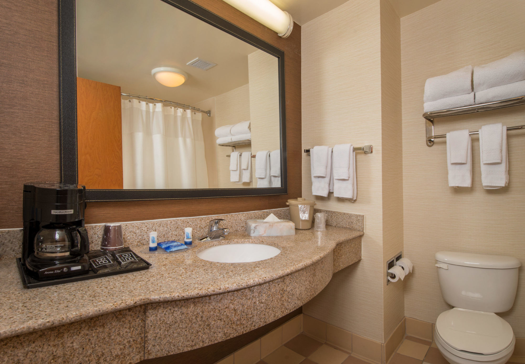 Fairfield Inn & Suites By Marriott Williamsburg Habitación foto